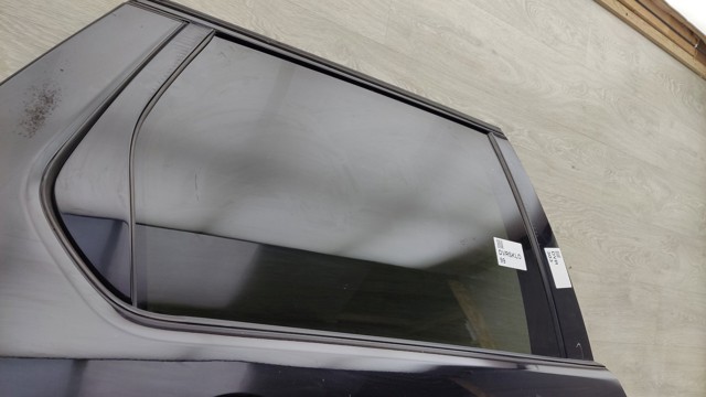 Вікно задніх дверей LR058833 LAND ROVER