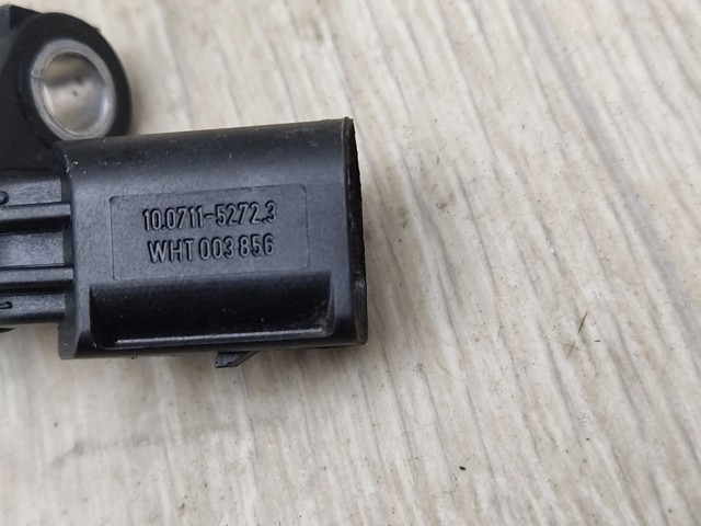 Датчик АБС (ABS) передній, правий WHT003856D VAG