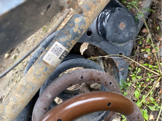 Приводи задніх коліс 4234048110 TOYOTA