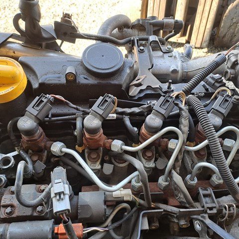 Форсунка інжектора 8200380253 RENAULT