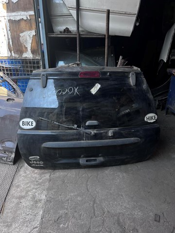 Задні двері багажника 55256177AC CHRYSLER
