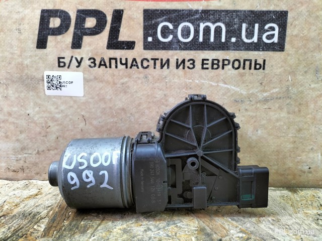Мотор стеклоочищувача 0390241544 RENAULT