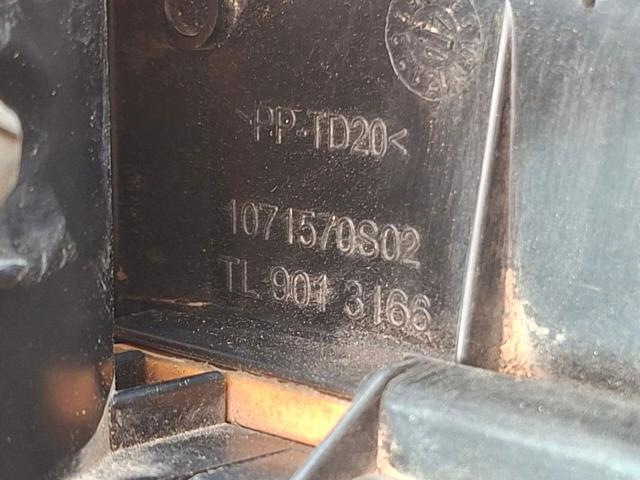 Корпус повітряного фільтра 04E129611G VAG