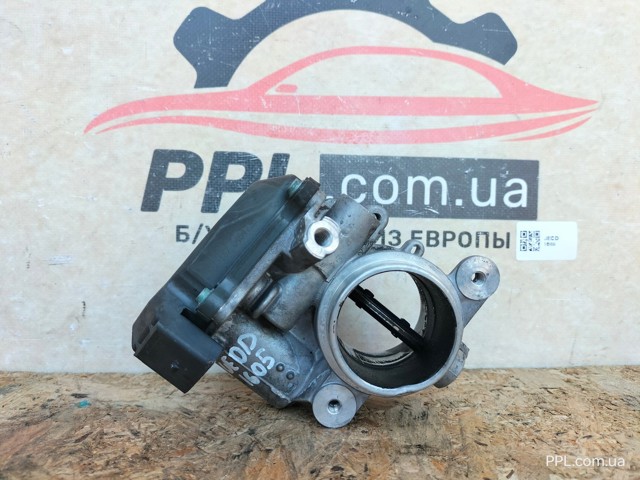 Дросільна заслінка в зборі 04L128063T VAG