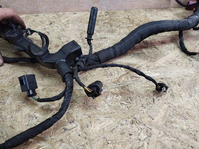 Джгут проводів моторного відсіку 04L972627DR VAG