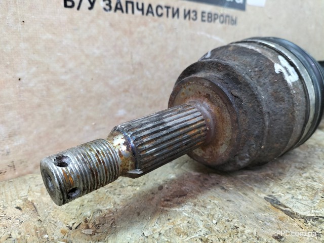 Привід передній лівий 05085224AD CHRYSLER