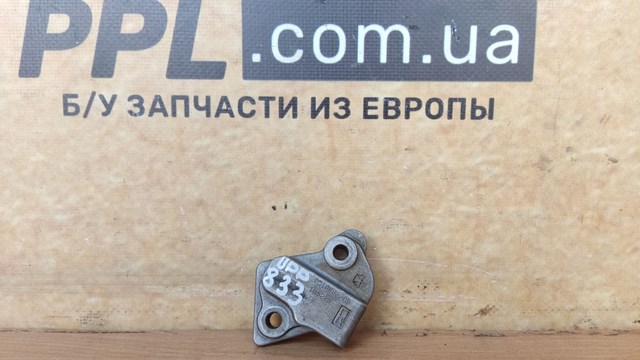 Натягувач ланцюга ГРМ, правий 05184888AB CHRYSLER