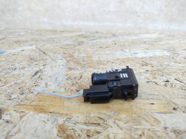 Датчик температури повітря в салоні 0775004682 TOYOTA
