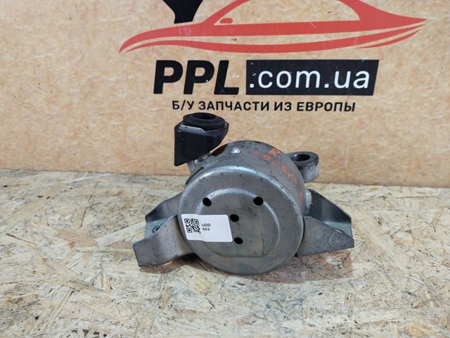 Права подушка мотора 13130739 GM