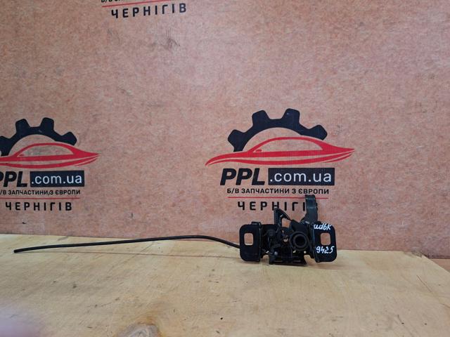 Замок капота 13345631 GM