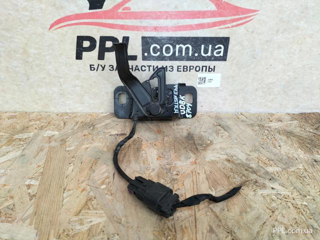 Замок кришки капота 13367151 GM