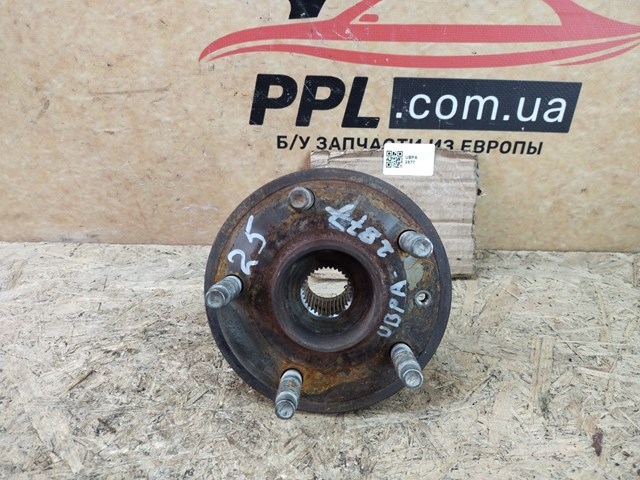 Підшипник в зборі з маточиною передній 13583478 GM