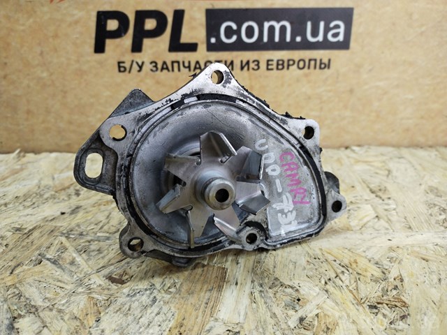 Помпа водяна, (насос) охолодження Toyota RAV4 III