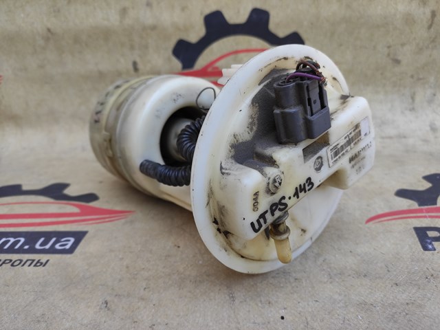 Паливний насос 17040AX000 NISSAN