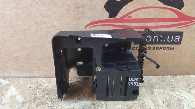 Корпус блока запобіжників 1K0907361B VAG
