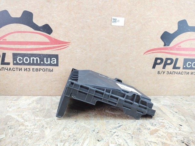 Кришка блока запобіжників 1K0937132F VAG