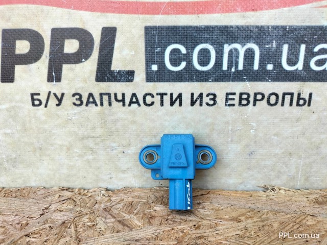 Датчик подушки безпеки 1K0955557B VAG