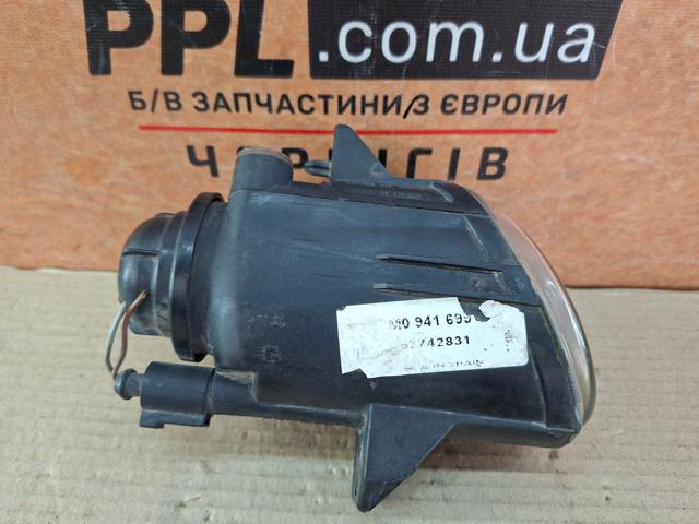 Протитуманка права 1M0941699 VAG