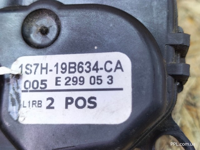 Мотор заслінки печі 1S7H19B634CA FORD
