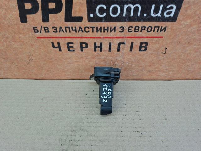 Витратомір повітря 2220430010 TOYOTA