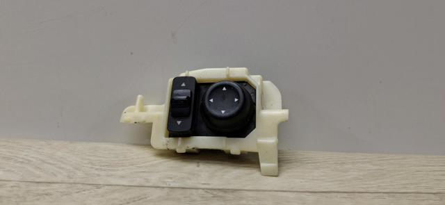 Регулятор дзеркал 255703TB1A NISSAN