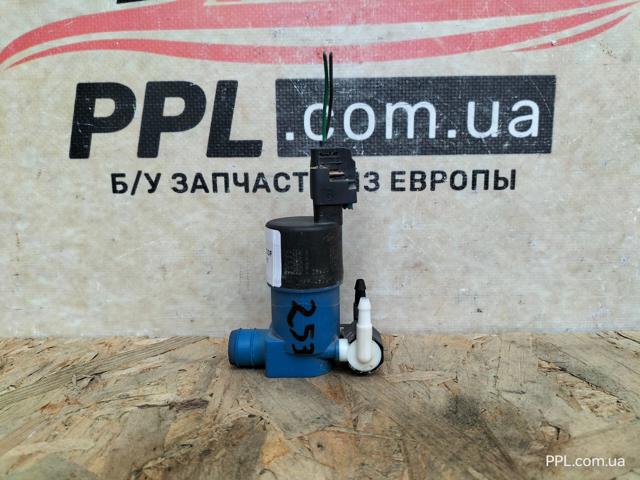 Насос омивача скла переднього 28920BU010 NISSAN