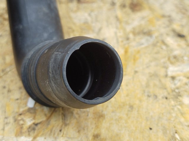 Горловина бачка омивача 30699202 VOLVO
