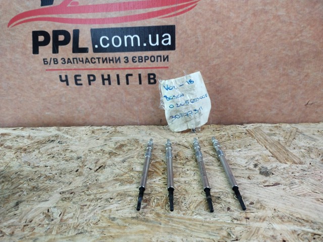 Свічки розжарювання 30777311 VOLVO