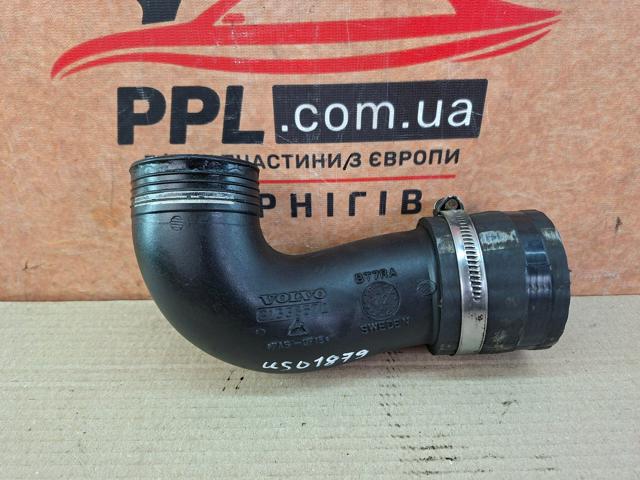 Патрубок системи рециркуляції ВГ 31338572 VOLVO