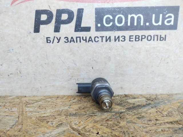 Регулятор тиску палива в паливній рейці 314022F600 HYUNDAI