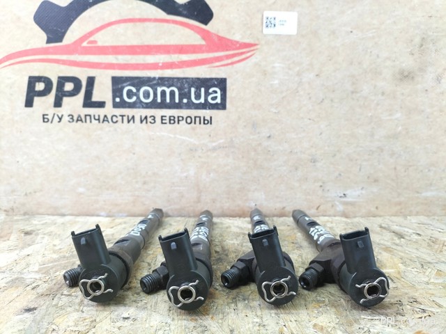 Форсунка паливна 338004A150 HYUNDAI