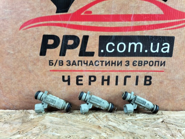 Форсунка дизельна в зборі, розпилювач + тримач 3531004000 HYUNDAI