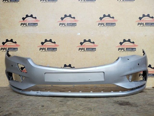 Буфер (бампер) передній Opel Astra K