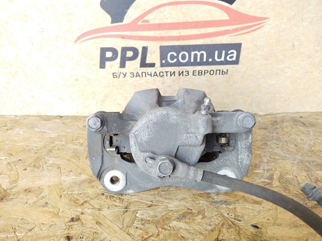 Супорт гальмівний, передній, правий 4773042091 TOYOTA