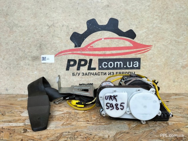Ремені безпеки 4G8857706P VAG