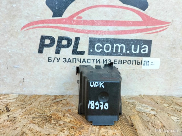 Кришка ручки зовнішніх дверей задніх лівих 51117308803 BMW