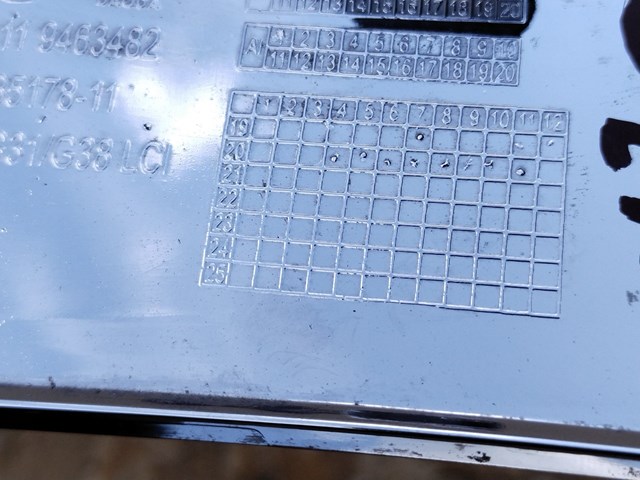 Молдинг решітки переднього бампера, правий 51119463482 BMW