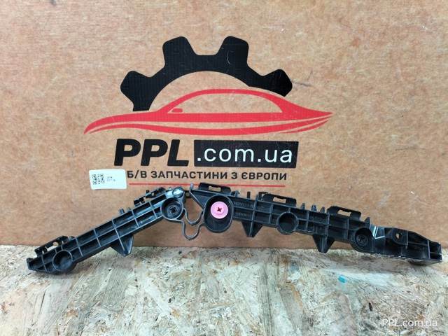 Кронштейн бампера заднього, правий 5215542050 TOYOTA