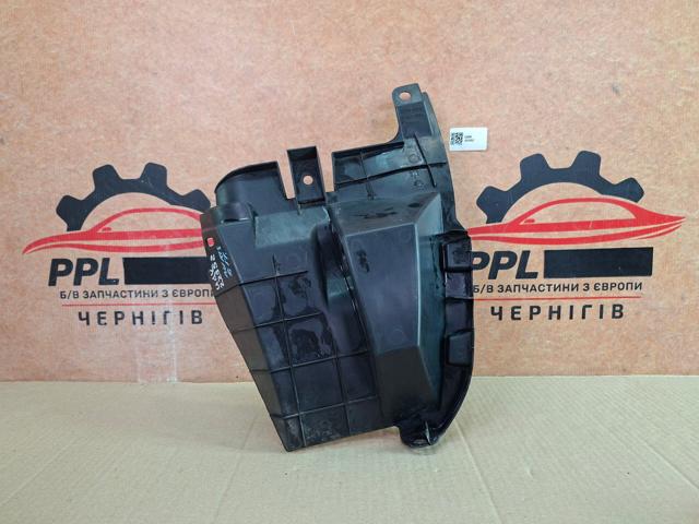 Бризковики задній, правий 5259102140 TOYOTA