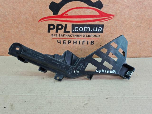 Кронштейн бампера заднього, правий 5259178030 TOYOTA
