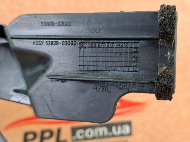 Накладка переднього лівого крила 5382602020 TOYOTA