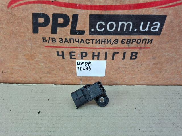 Датчик абсолютного тиску 55568175 GM