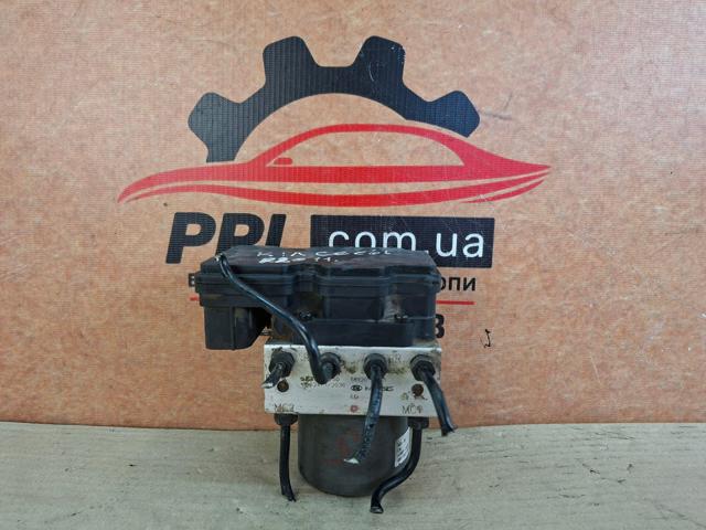 Блок керування АБС (ABS) 589201H450 HYUNDAI