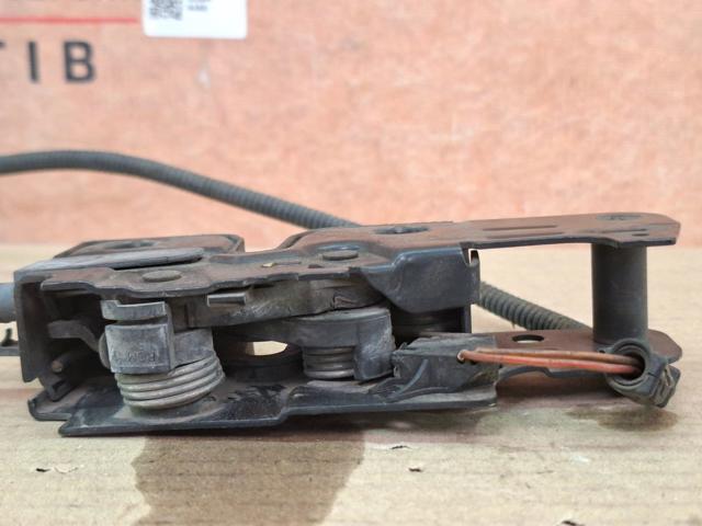 Замок капота 5M1823509 VAG