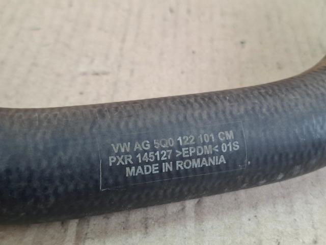 Шланг/патрубок радіатора охолодження, верхній 5Q0122101CM VAG