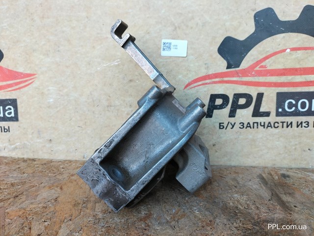 Подушка трансмісії (опора коробки передач), ліва 5Q0199262DF VAG