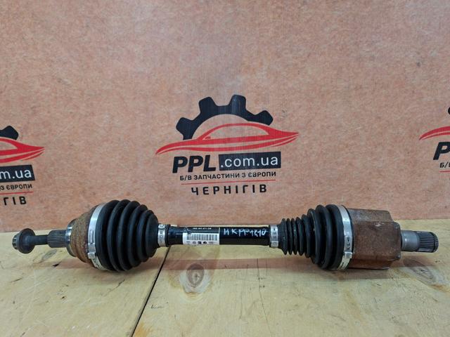 Привід передній лівий 5Q0407271CM VAG