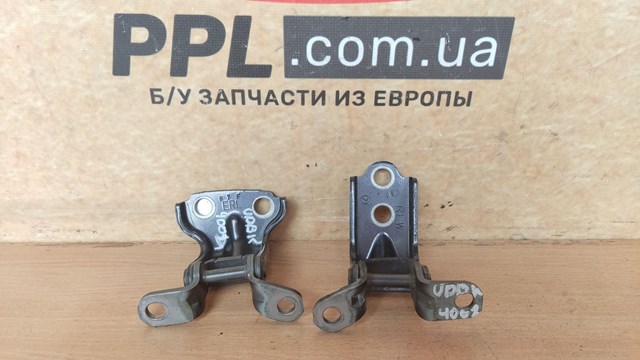 Петля заднтої двері, лівої 60479AJ010 SUBARU