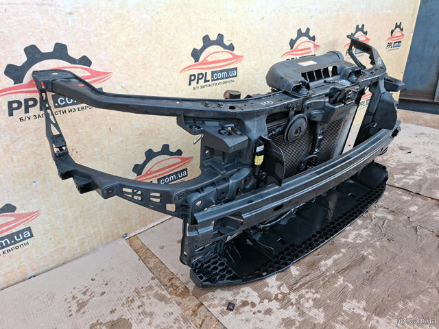 Кронштейн для радіатора 641011H200 HYUNDAI