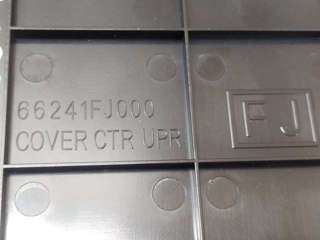 Декоративна накладка центральної консолі 66241FJ000 SUBARU